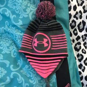 Under armour cap for girls M excellent condition